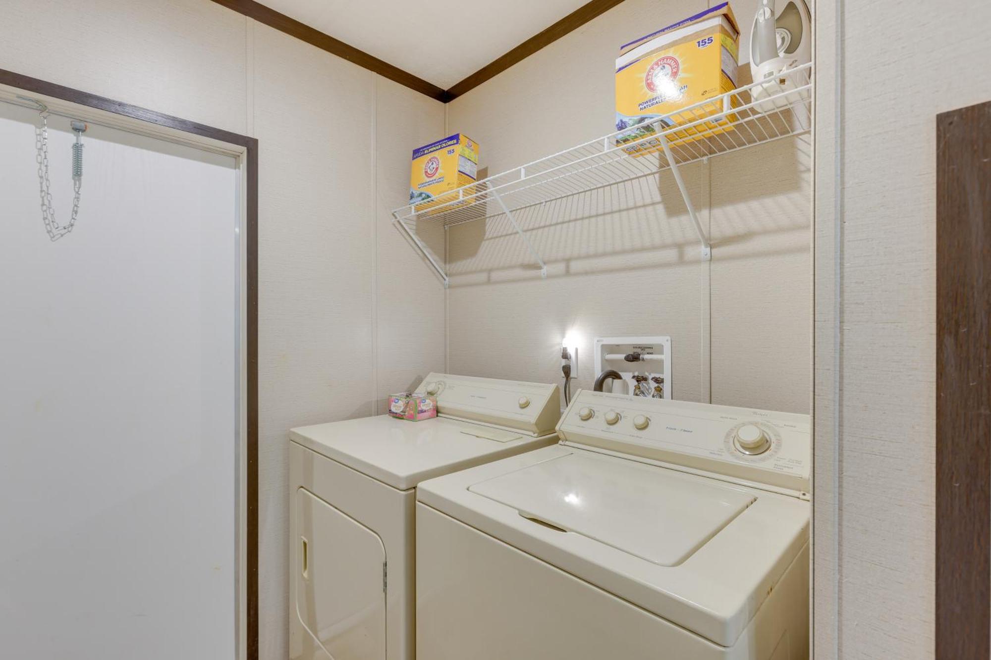 Lakefront Wetumpka Escape With Furnished Deck! Екстер'єр фото