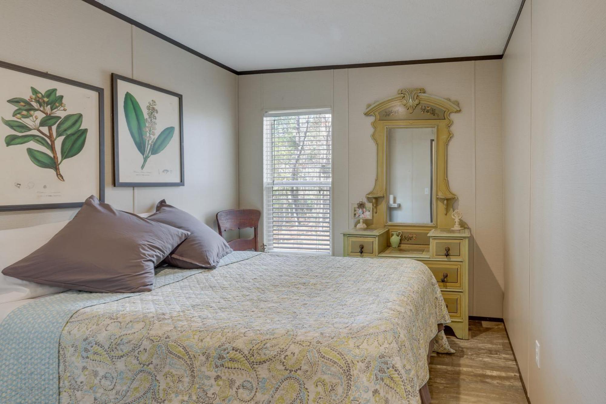Lakefront Wetumpka Escape With Furnished Deck! Екстер'єр фото